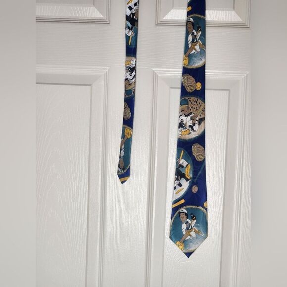 Paris Moderns Paris Design Baseball Print Navy Blue Mlticlrd 100% SILK Neck Tie - Picture 1 of 8